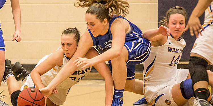 Women basketball Sduryea.