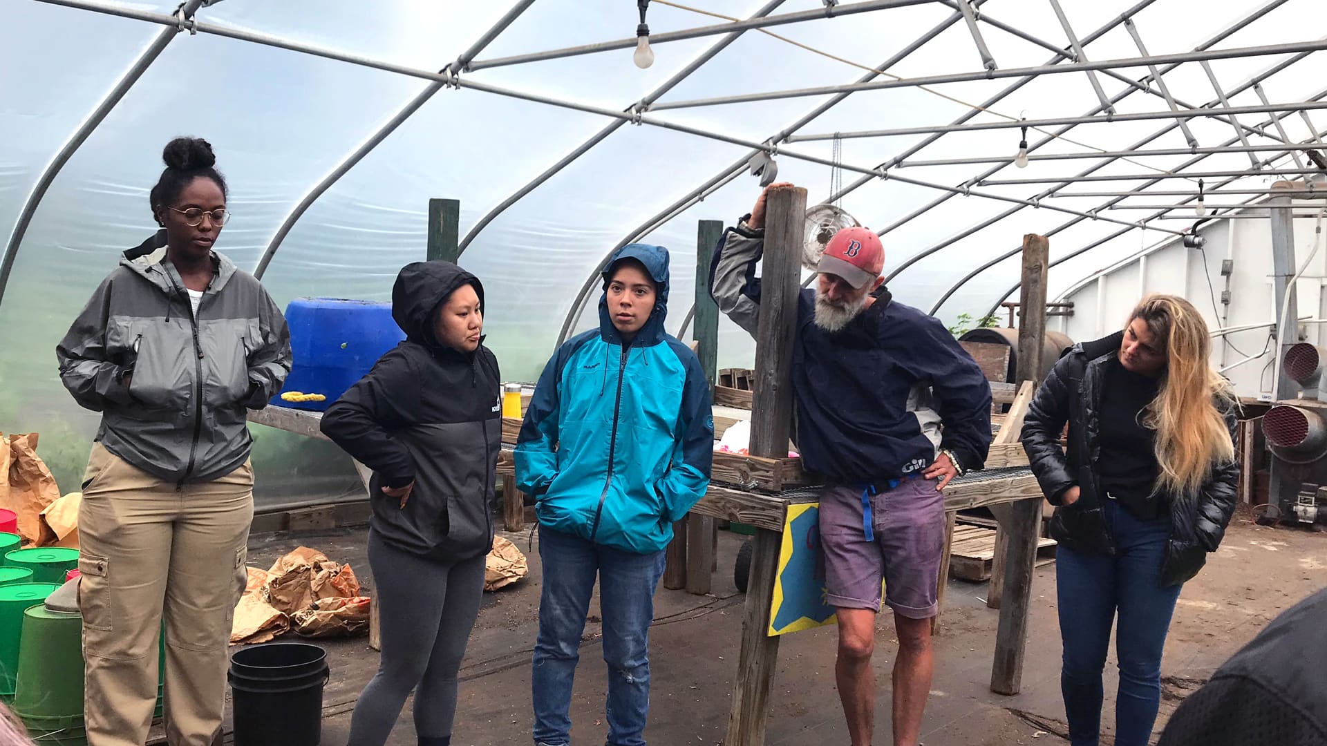 Students at the farm.