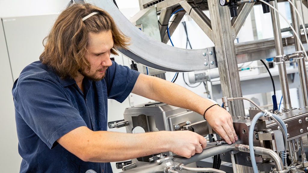 Chris Patillo ’21 at his North Carolina Food Innovation Lab internship.