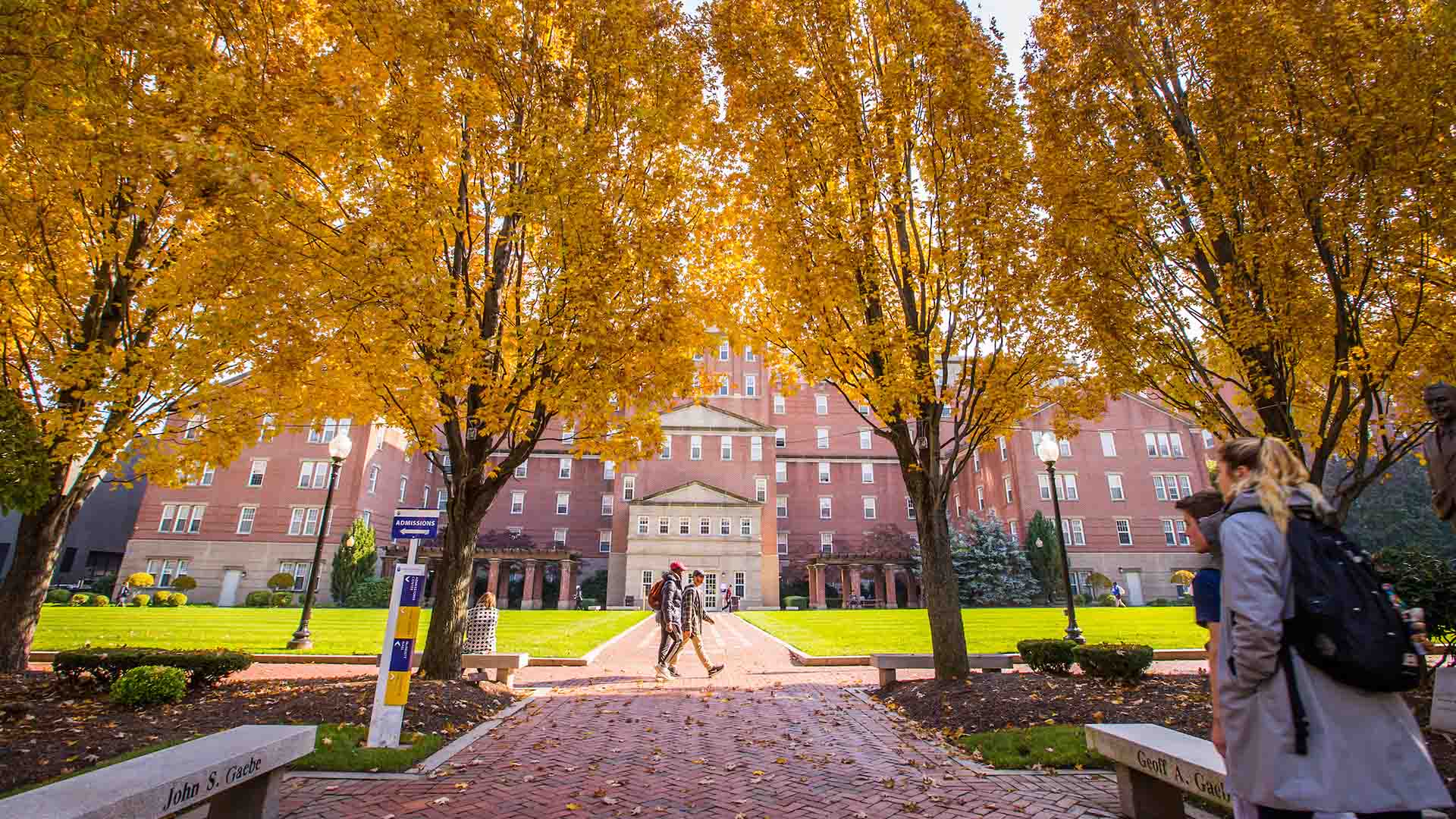 Gaebe Commons in the fall, Downcity Campus