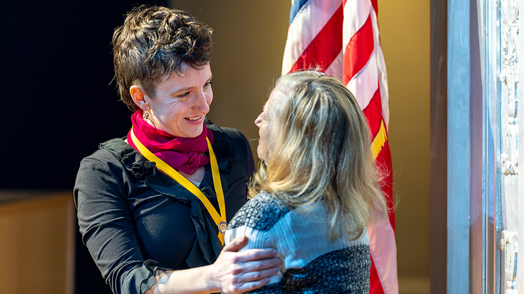 Lenna Wertenbaker '25 B.S.N. and Dr. Lisa Dumont embrace